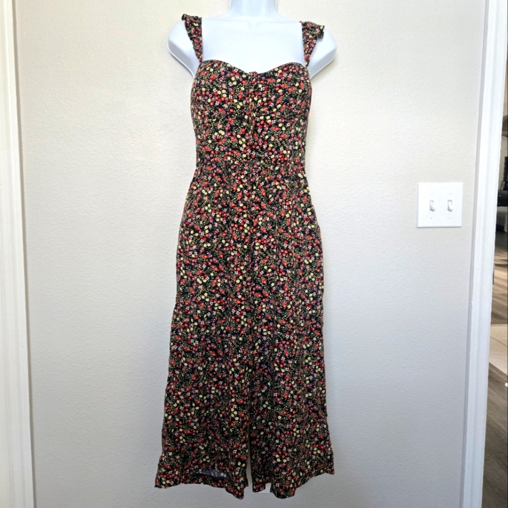 Floral Wide Leg Cropped Jumpsuit Size Small